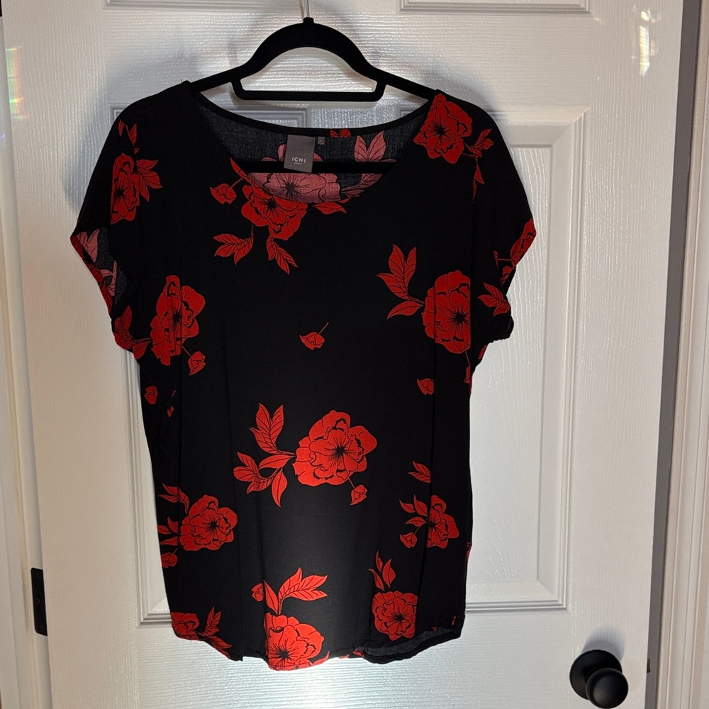 Chic Black and Red Floral Women's Blouse